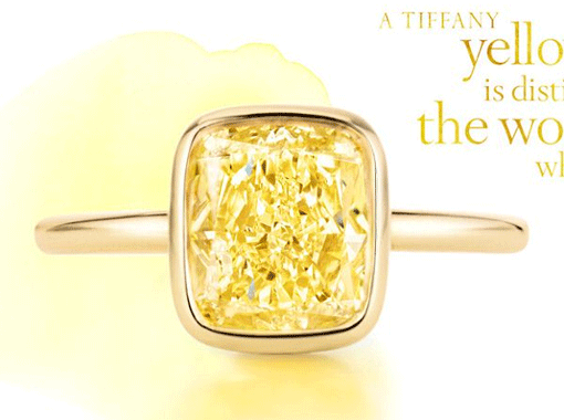 1878年蒂芙尼购得第一297克拉的黄钻，经过切割成了一个拥有90切面、128克拉的淡黄钻，被誉为“蒂芙尼钻”,黄钻系列延续了这个巅峰传统。大约每10,000颗钻石中才会有一颗彩钻，而能达到Tiffany标准者则更是少之又少。